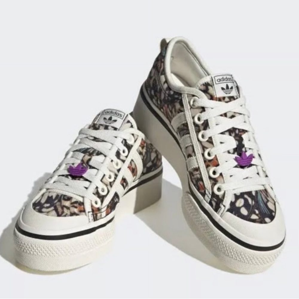 Adidas Nizza Platform Sneakers. Butterfly Wing print 💖 Women’s US Size 8.